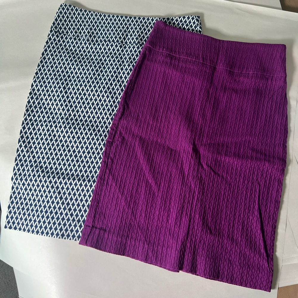 Margaret M Women’s Pencil Skirts Size Small Navy& White & Purple